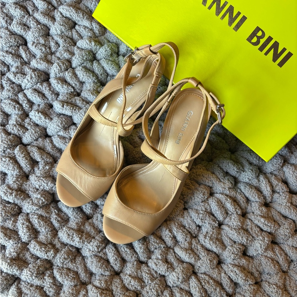 Ginanni Bini Women's Heels Size 7 - Picture 7 of 7
